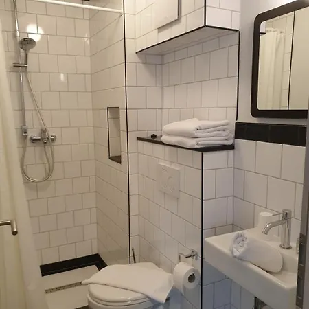 Oleander Hof Hochstadt (Sudliche Weinstrasse)