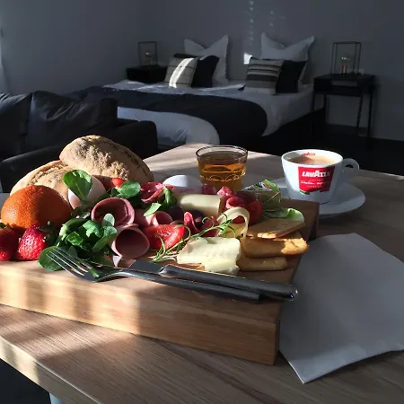 Oleander Hof Lägenhetshotell