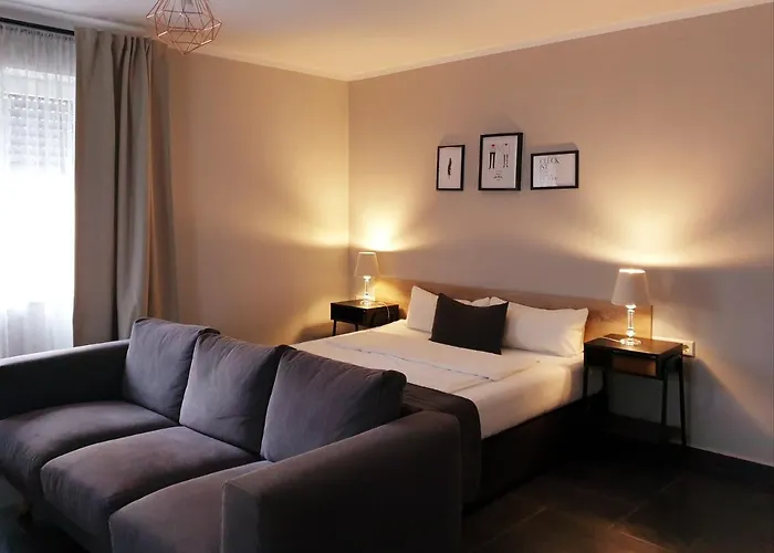 Oleander Hof Aparthotel Hochstadt (Sudliche Weinstrasse)